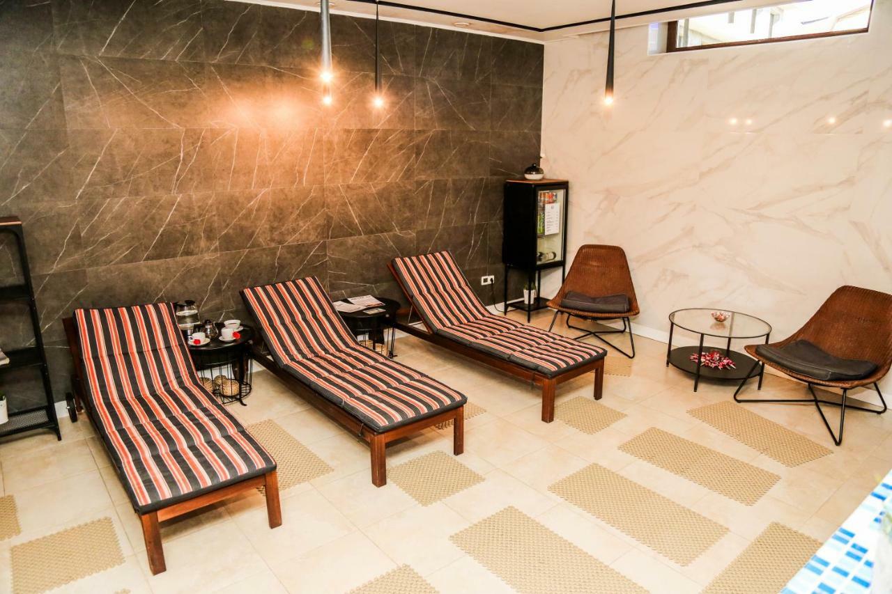 Grand Hotel Gagra Bagian luar foto
