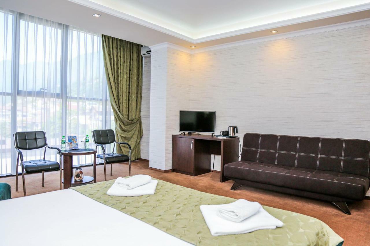 Grand Hotel Gagra Bagian luar foto