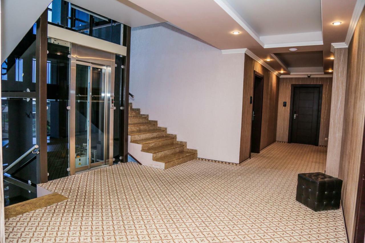 Grand Hotel Gagra Bagian luar foto