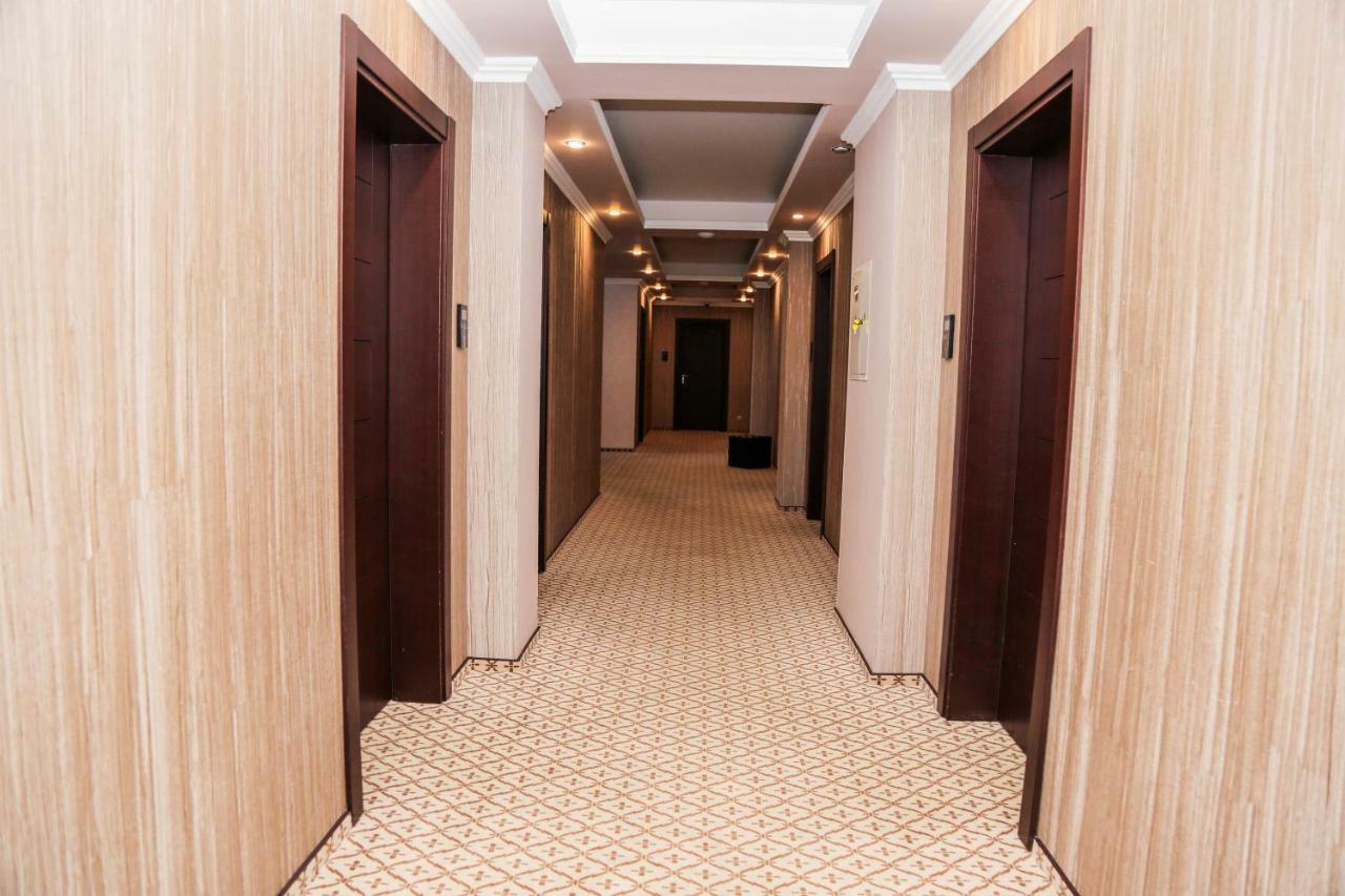 Grand Hotel Gagra Bagian luar foto