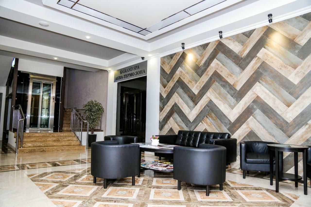 Grand Hotel Gagra Bagian luar foto