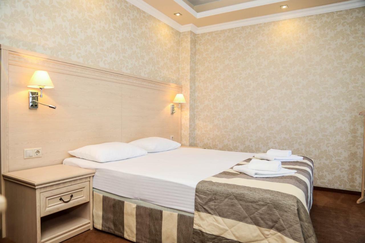Grand Hotel Gagra Bagian luar foto